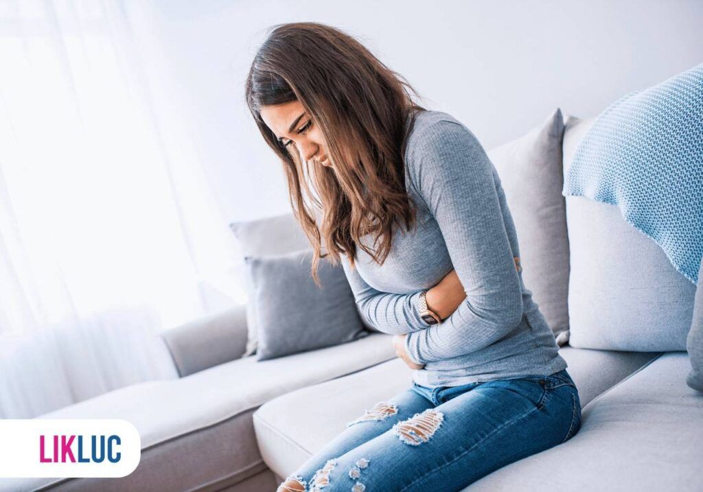 Grávida de 11 semanas com enjoo e dores na barriga