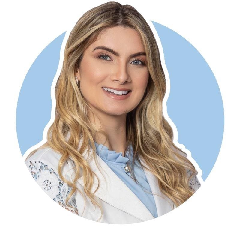 Médica pediatra Dra. Thais Chaves