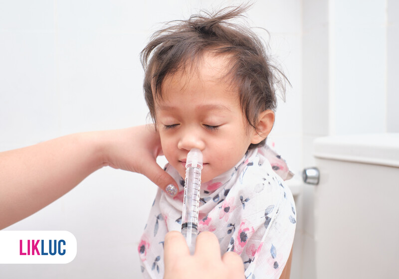 dcb8c51d bebe dormindo no berco3 Criança recebendo tratamento nasal com seringa