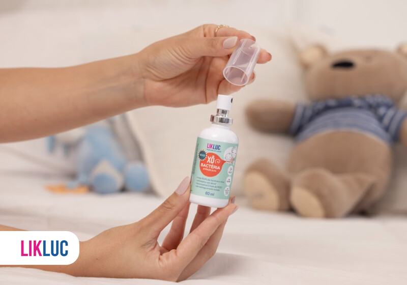 9f6eb0b3 bebe dormindo no berco4 Produto LikLuc para higienização de mãos e superfícies