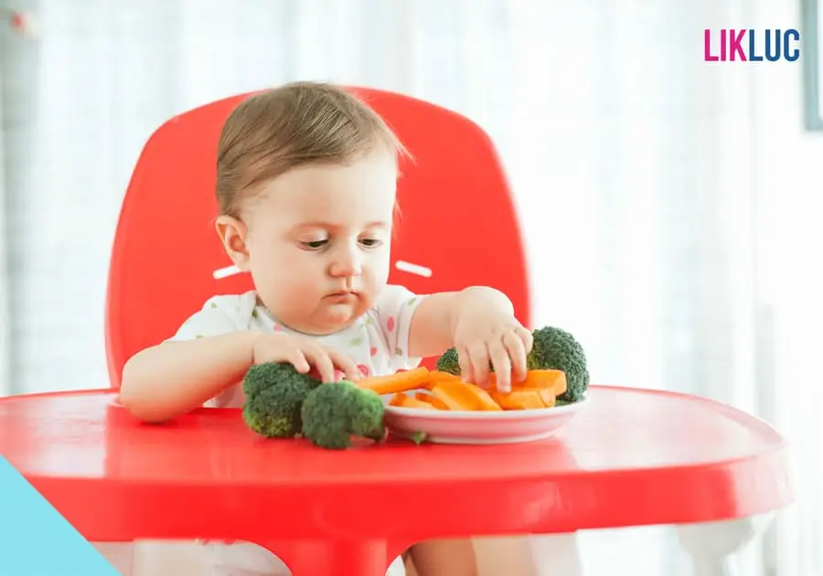 bebe com legumes
