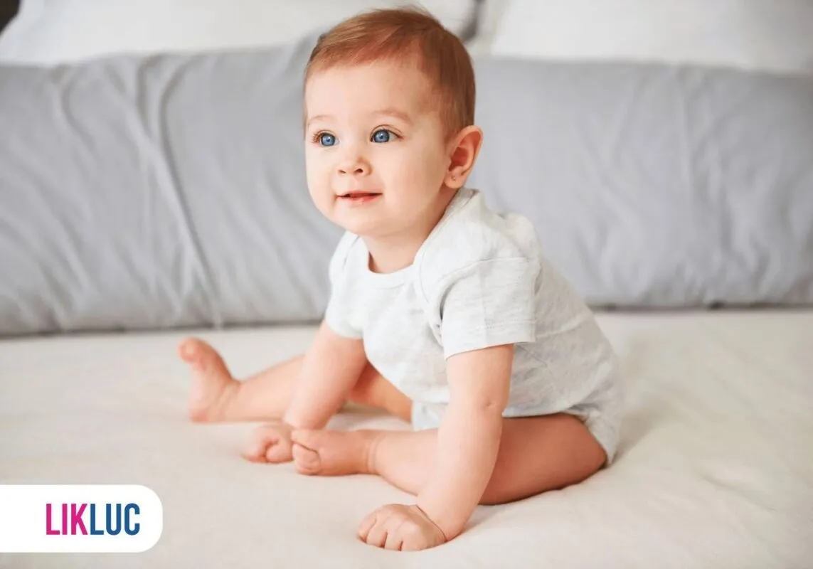 Com quantos meses o bebê começa a sentar? Tire suas dúvidas!